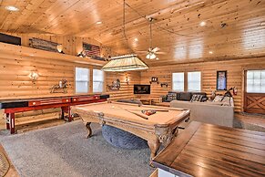 < 2 Mi to Lake: Big Bear City Cabin w/ Hot Tub!