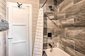 < 2 Mi to Lake: Big Bear City Cabin w/ Hot Tub!