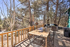 < 2 Mi to Lake: Big Bear City Cabin w/ Hot Tub!