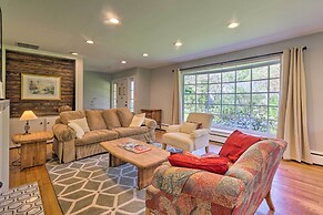 Dog-friendly Home: 1 Mi to Downtown Hendersonville