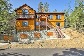 Custom-built Gem w/ Kayaks & Games in Big Bear!