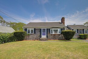 1 Mi to Beach: Quiet West Dennis Escape w/ Sunroom