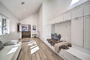Half-mi to Big Bear Lake: Modern Home w/ Deck