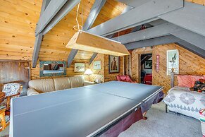 10 Mi to Lake Tahoe Beaches: Cabin w/ Pool Table