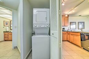 Cute Beachfront Condo w/ Lanai & Resort Pools