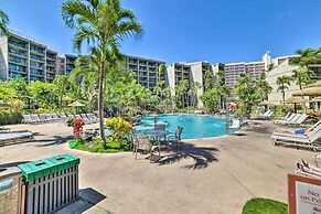 Cute Beachfront Condo w/ Lanai & Resort Pools