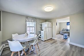 Lovely Rockport Apartment, Walk to Beaches!