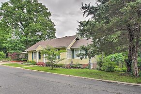 1/2 Mi to Hot Springs Nat'l Park: Cottage w/ Patio