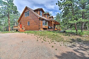 The Pinecone Palace w/ Hiking Trail Access!