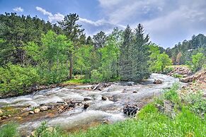 The Pinecone Palace w/ Hiking Trail Access!