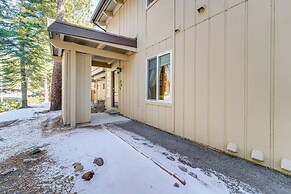 Renovated Condo ~ 1 Mi to Diamond Peak Ski Resort!