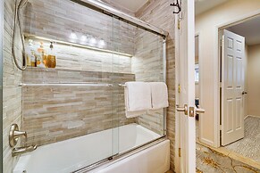 Renovated Condo ~ 1 Mi to Diamond Peak Ski Resort!