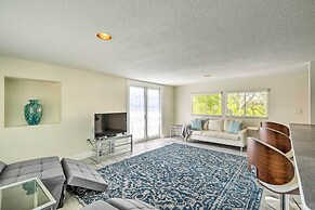 Tropical Waterfront Home: Central Location!