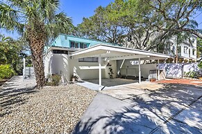 Tropical Waterfront Home: Central Location!