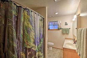 Packwood Getaway w/ Game Room, Grill & Patio