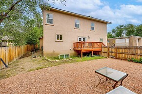 2 Mi to Dtwn Colorado Springs: Home w/ Large Yard!