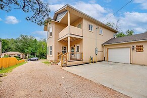 2 Mi to Dtwn Colorado Springs: Home w/ Large Yard!