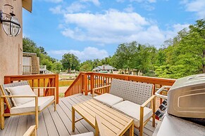 2 Mi to Dtwn Colorado Springs: Home w/ Large Yard!