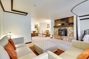 WFH Friendly: Incline Village Condo, 1 Mi to Trail