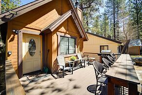 < 3 Mi to Lake: 'goldilodge' Big Bear Lake Cabin