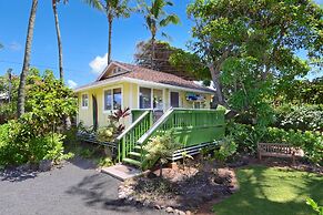 'hale Iki' Kapa'a Cottage - 1 Block to Beach!