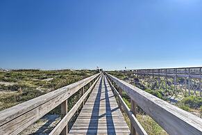 Fernandina Cottage w/ Deck + Direct Beach Access!