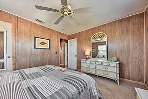 Fernandina Cottage w/ Deck + Direct Beach Access!