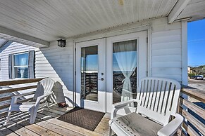 Fernandina Cottage w/ Deck + Direct Beach Access!