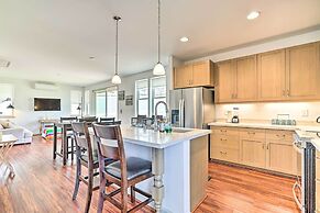 Modern Waianae Home w/ Mountain & Valley View