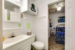 Beach Access & Dock: Little Traverse Lake Cottage!