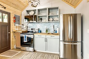 Beach Access & Dock: Little Traverse Lake Cottage!