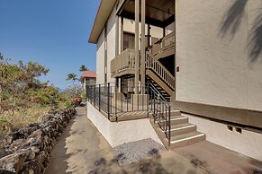 Kailua-kona Condo: Steps to Beach & Downtown!