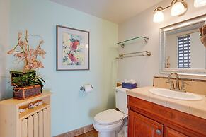 Kailua-kona Condo: Steps to Beach & Downtown!