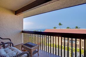 Kailua-kona Condo: Steps to Beach & Downtown!