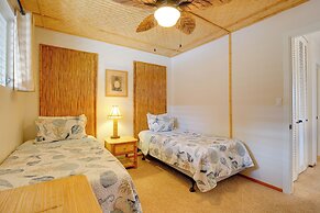 Kailua-kona Condo: Steps to Beach & Downtown!