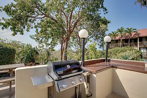 Kailua-kona Condo: Steps to Beach & Downtown!