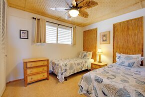 Kailua-kona Condo: Steps to Beach & Downtown!