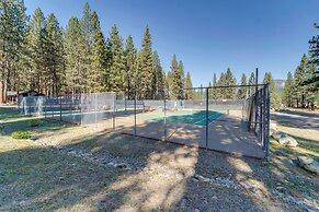 Graeagle Vacation Rental Cabin w/ Game Room!