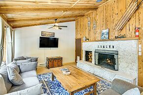 Graeagle Vacation Rental Cabin w/ Game Room!