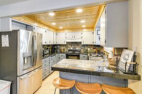 Graeagle Vacation Rental Cabin w/ Game Room!