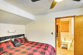 Graeagle Vacation Rental Cabin w/ Game Room!