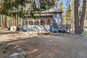 Graeagle Vacation Rental Cabin w/ Game Room!