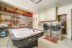 Graeagle Vacation Rental Cabin w/ Game Room!