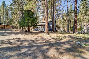 Graeagle Vacation Rental Cabin w/ Game Room!