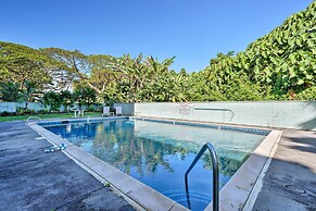Hilo Condo w/ Pool Steps From Carlsmith Beach Park