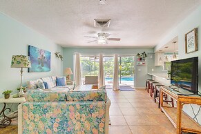 Lovely Crystal River Home w/ Lanai & Pool!