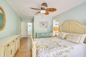 Lovely Crystal River Home w/ Lanai & Pool!