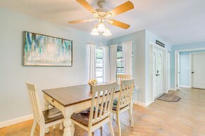 Lovely Crystal River Home w/ Lanai & Pool!