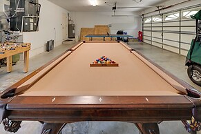 Crystal River Gem Near Three Sisters Springs!