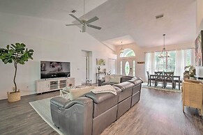 Crystal River Gem Near Three Sisters Springs!